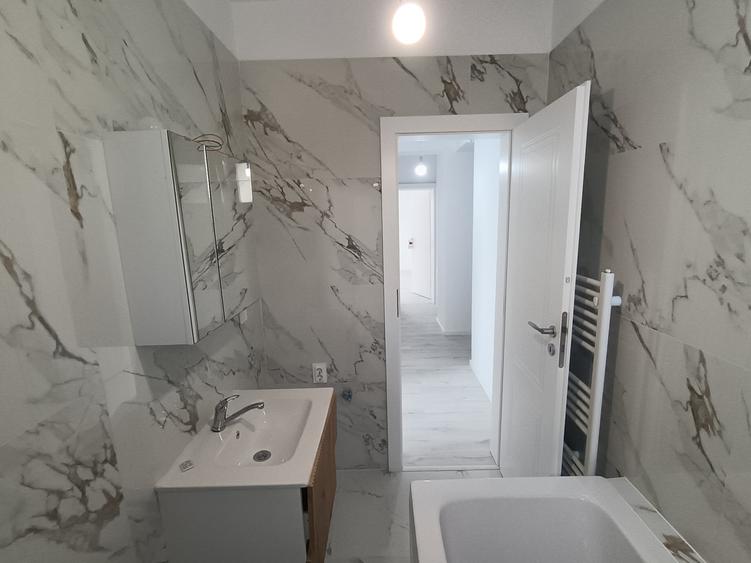 Apartament cu 2 camere decomandat în Vișan