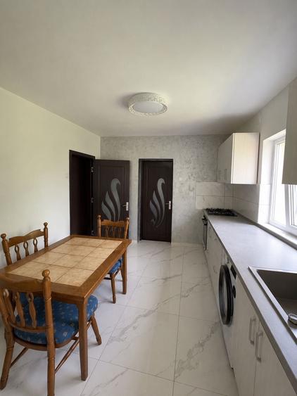 Casă cu 2 camere în Bughea de Jos