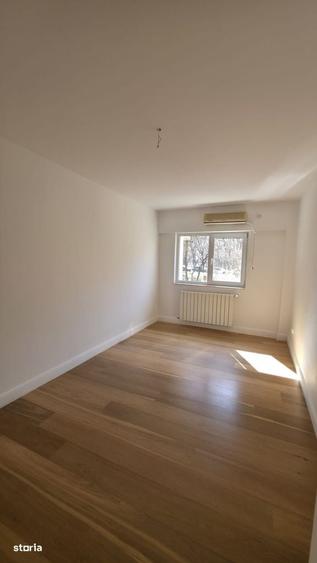 Apartament cu 3 camere în Herăstrău