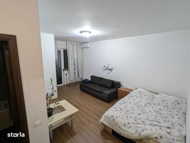 Garsonieră decomandată, mobilată în Apărătorii Patriei