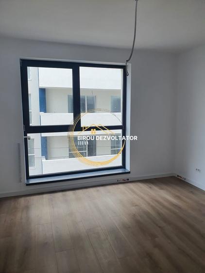 Apartament cu 3 camere decomandat în Theodor Pallady