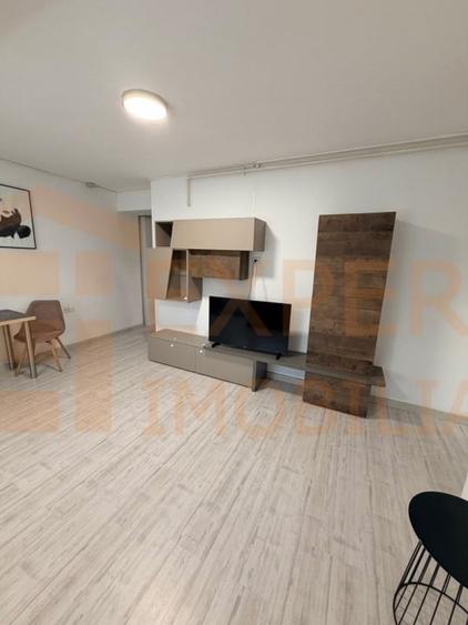 Apartament cu 2 camere decomandat, mobilat în Tomis Nord