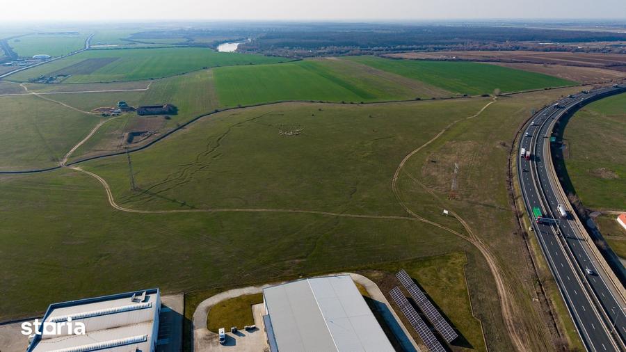 Teren de 107000 mp, în Aradul Nou