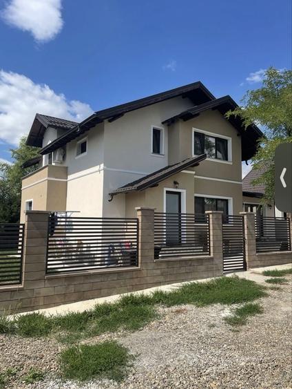 Casă cu 4 camere în Cătămărești