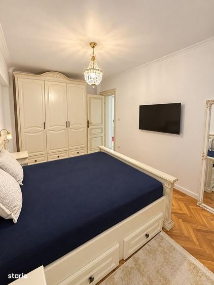 Apartament cu 3 camere decomandat în Central