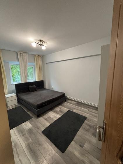 Apartament cu 3 camere decomandat în Oancea