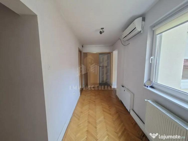 Casă cu 5 camere cu Teren 189 Mp în Schei