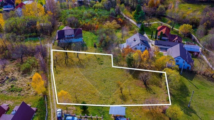Teren Construcții intravilan de 1841 mp, în Predeluț