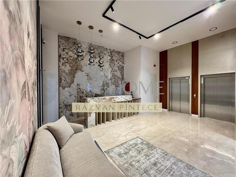 Apartament cu 2 camere decomandat, mobilat în Ultracentral