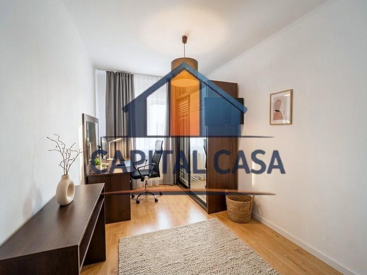 Apartament cu 3 camere semidecomandat, mobilat în Nord