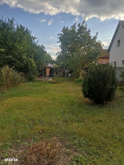 Casă cu 2 camere cu Teren 625 Mp în Central