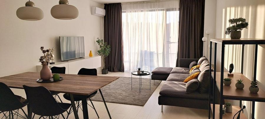 Apartament cu 2 camere semidecomandat în Zorilor