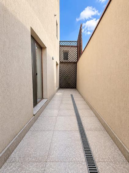 Apartament cu 3 camere în Nordului
