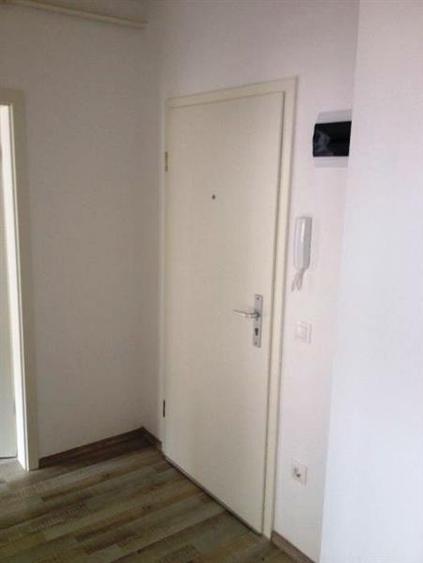 Apartament cu 2 camere decomandat în Avantgarden