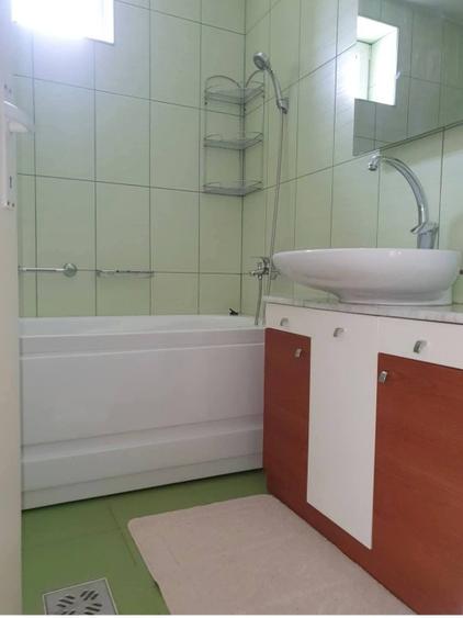Casă cu 4 camere în Băile Miercurea