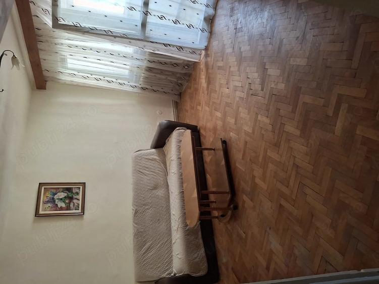 Apartament cu 2 camere decomandat în Cetate