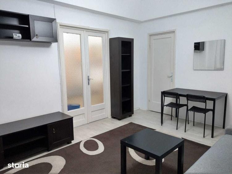 Apartament cu 2 camere semidecomandat în Calea Victoriei
