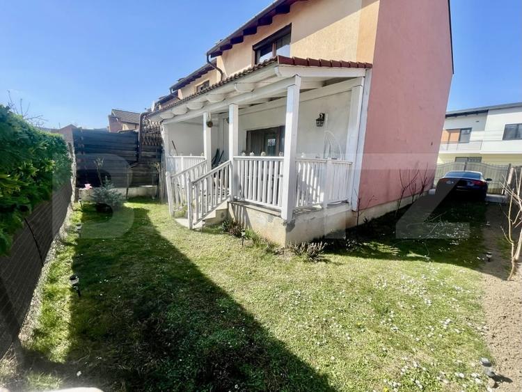Casă cu 3 camere cu Canalizare în Micești