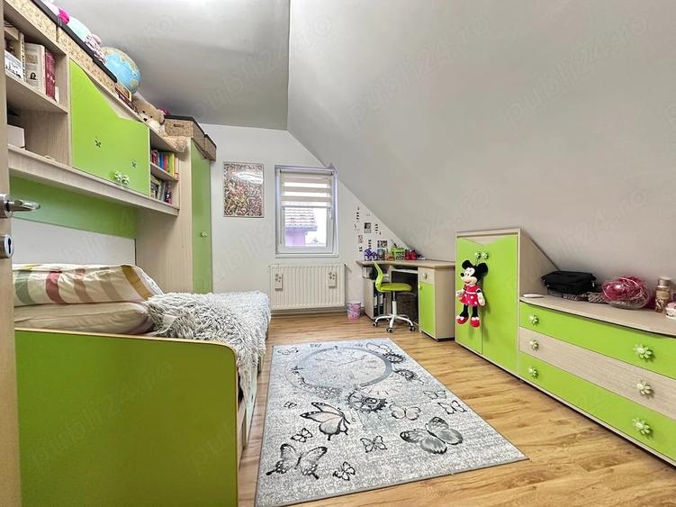 Apartament cu 3 camere decomandat în Hipodrom 1