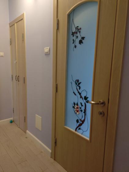 Apartament cu 3 camere decomandat în Titan