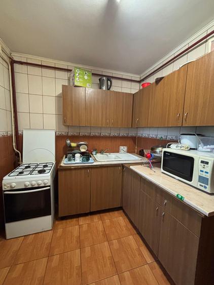 Apartament 3 camere de inchiriat | Gorjului | 5 minute de metrou - 6