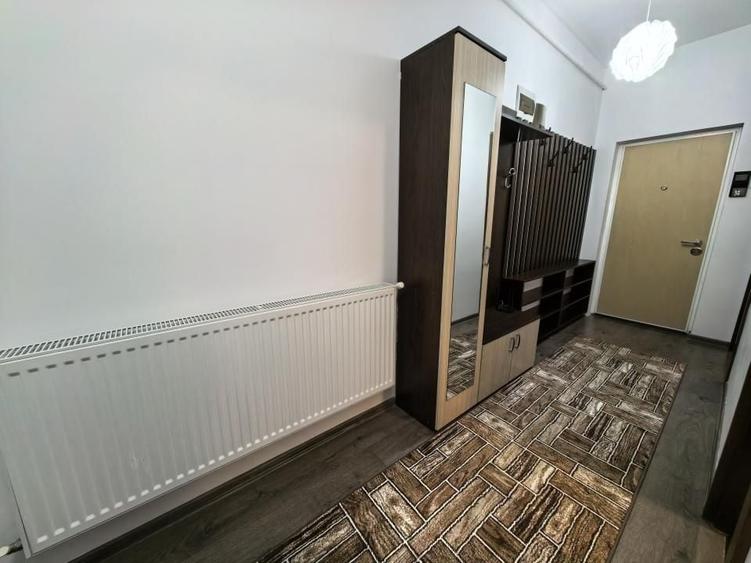 Apartament cu 3 camere decomandat, mobilat în Lunca Cetățuii