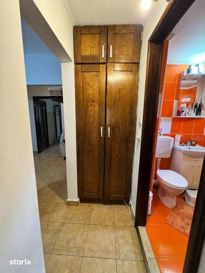 Apartament cu 3 camere decomandat în Traian