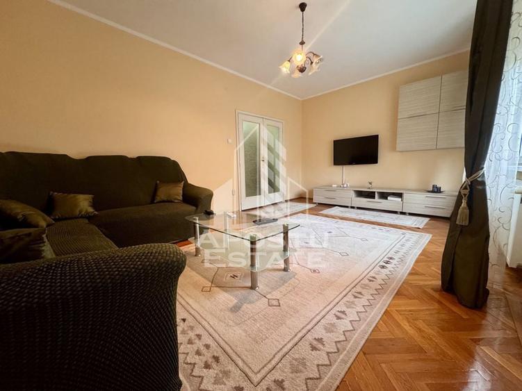 Apartament cu 3 camere decomandat, mobilat în Traian
