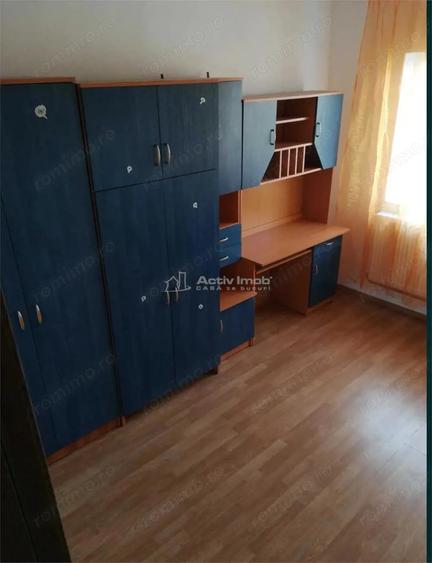 Apartament cu 3 camere decomandat în Aradul Nou