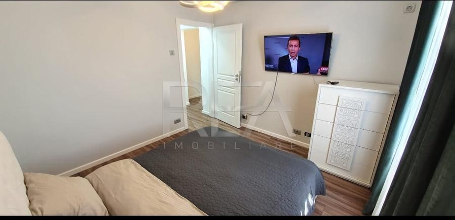 Apartament cu 3 camere decomandat, mobilat în Tineretului