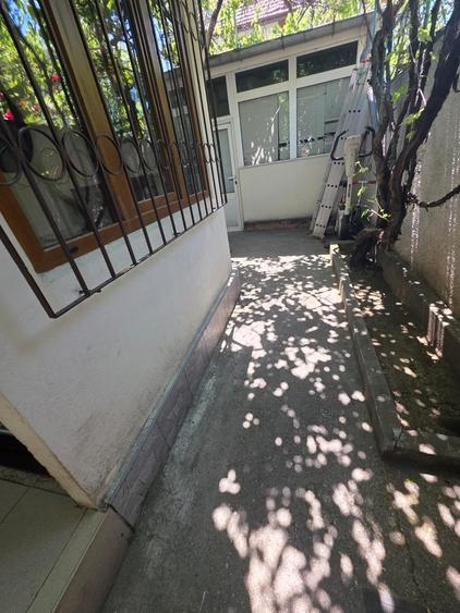 Casă cu 3 camere cu Teren 165 Mp în Iancului