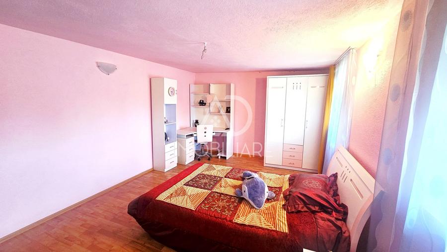Casă cu 3 camere cu Teren 4000 Mp în Arcani