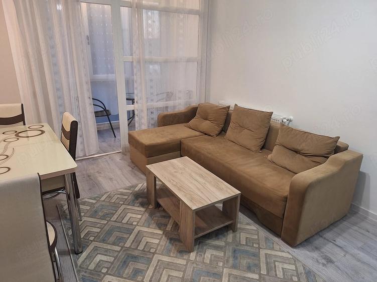 Apartament cu 2 camere semidecomandat în Lunca Cetățuii