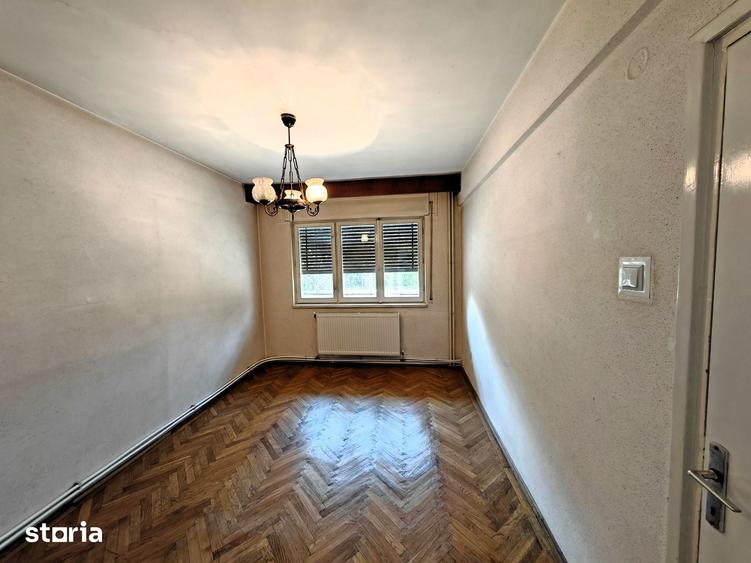3 cam. deco., central, et. I langa Catedrala Inaltarea Domnului - 14