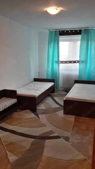 Inchiriez apartament cu 3 camere - 2