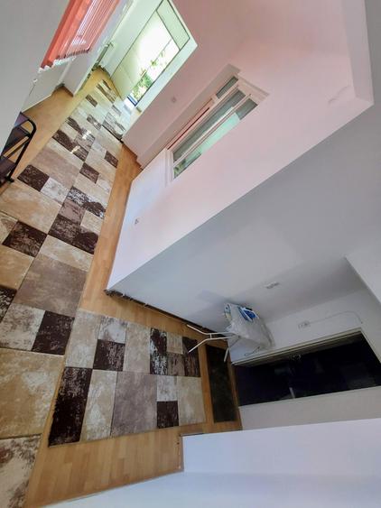 Apartament cu 3 camere decomandat în Zorilor