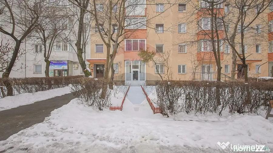 Spațiu comercial, de 40 mp, în Vlahuță
