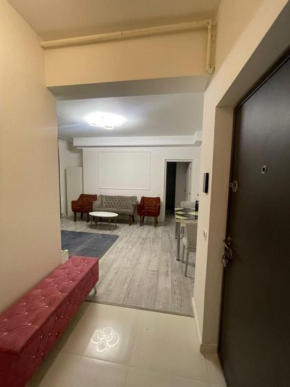 Apartament cu 2 camere semidecomandat în Fundeni