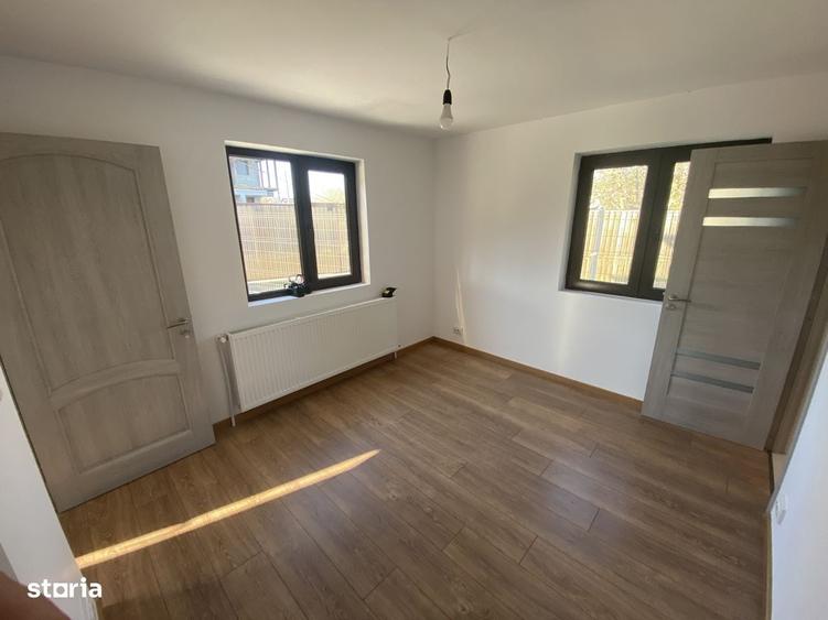 Casa cu 4 camere,2 bai, curte 529mp, toate utilitatile Breaza - 25