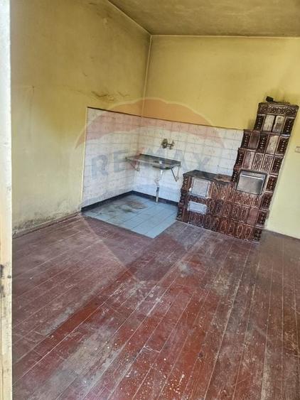 Casă individuală cu 5 camere cu Teren 631 Mp în Ultracentral