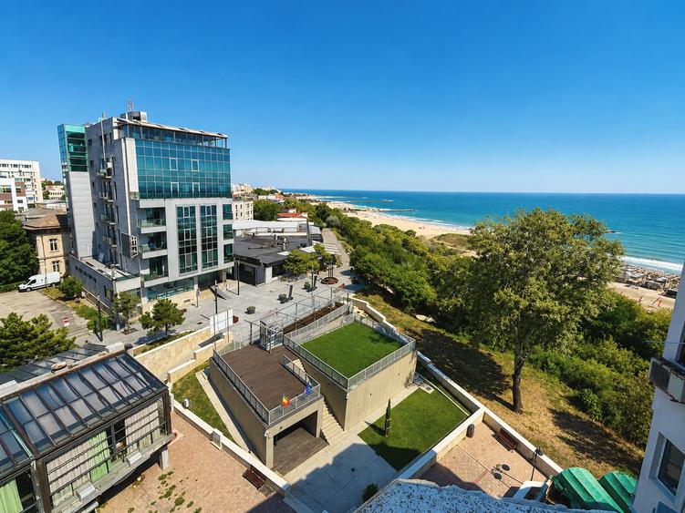 Apartament cu 4 camere în Ultracentral