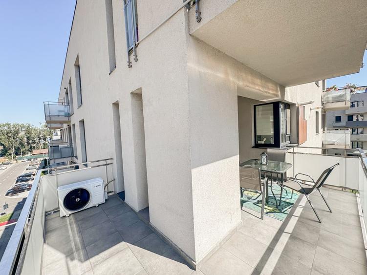 Apartament cu 3 camere decomandat în Central