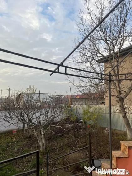 Casă cu 5 camere cu Teren 581 Mp în Central