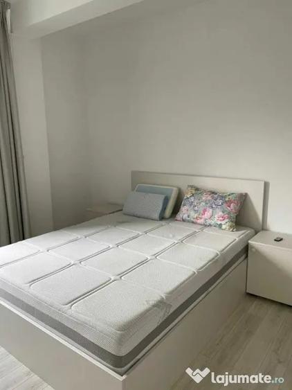 Apartament cu 2 camere decomandat în Zorilor