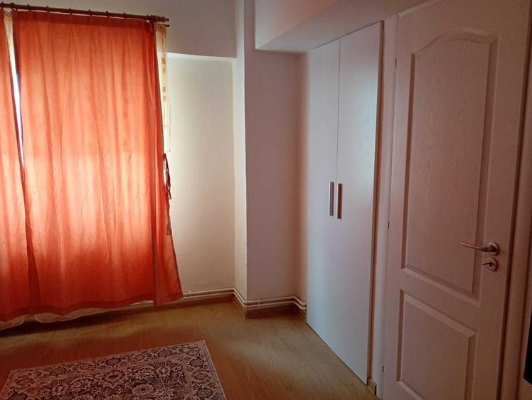 Garsonieră semidecomandată în Micro 11