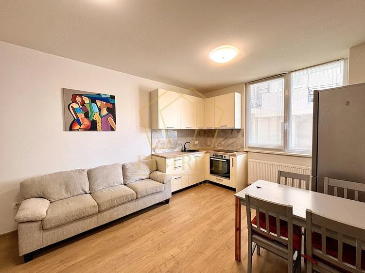 Apartament cu 2 camere semidecomandat în Giroc