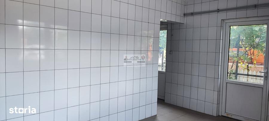 Spațiu comercial, de 105 mp, în Vânători