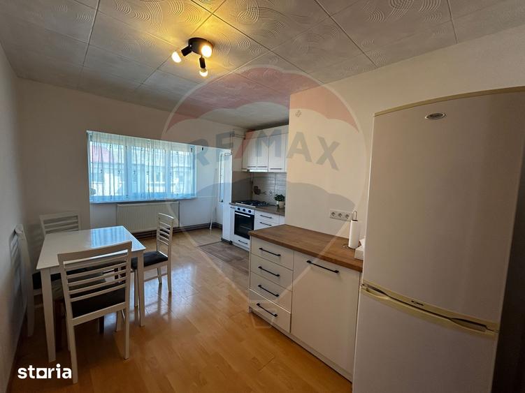 Apartament cu 2 camere decomandat, mobilat în Vasile Alecsandri