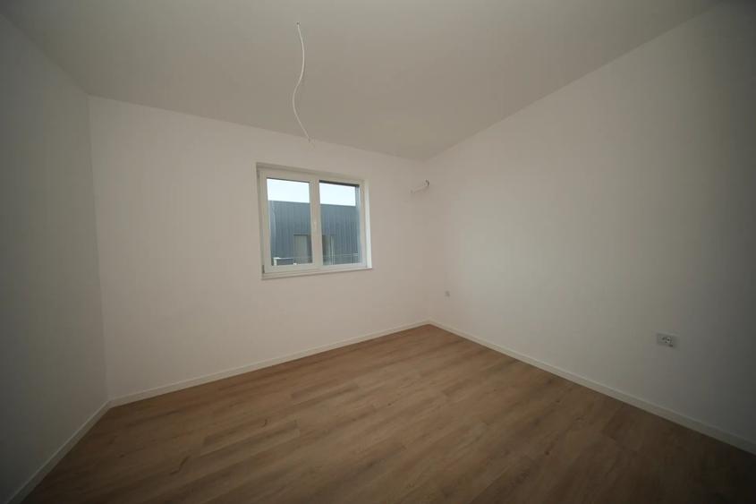 Apartament cu 2 camere decomandat în Pipera