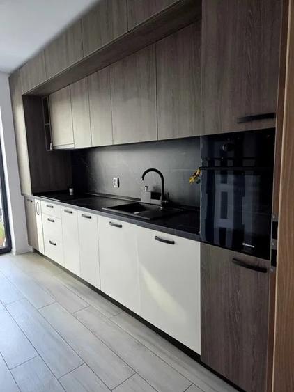 Apartament cu 3 camere decomandat în Ghencea